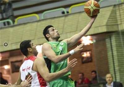 پیروزی اصفهانی‌ها در خانه/ پتروشیمی بازی حساس هفته را برد