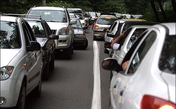ترافیک پرحجم در جاده های کشور/ جاده چالوس یکطرفه می شود