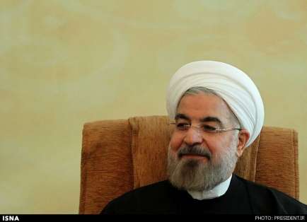 روحانی: در مذاکرات هسته‌ای در چارچوب اصول نظام حرکت کرده و از این راه دست برنخواهیم داشت