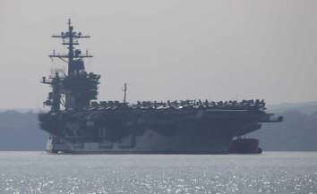آسوشیتدپرس: آمریکا برای متوقف ساختن کشتی های جنگی ایران در خلیج عدن ناو اعزام کرد