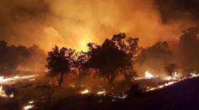مهار آتش‌سوزی جنگلهای کوه سیاه