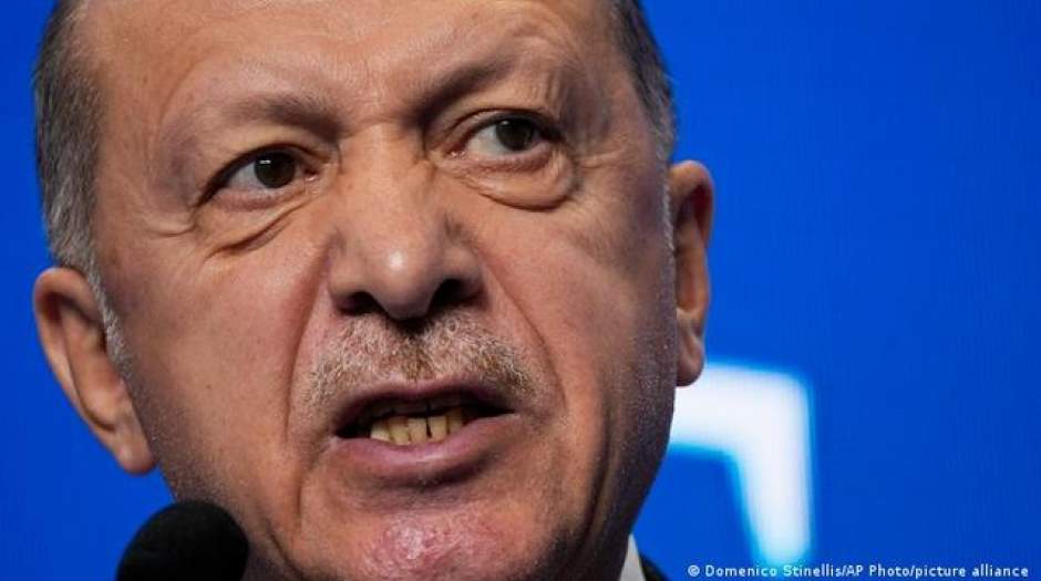 اردوغان: مردم به لیر پس‌انداز کنند