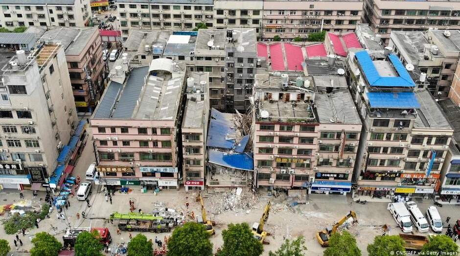 ۴۰ مفقود بر اثر ریزش ساختمان در چین