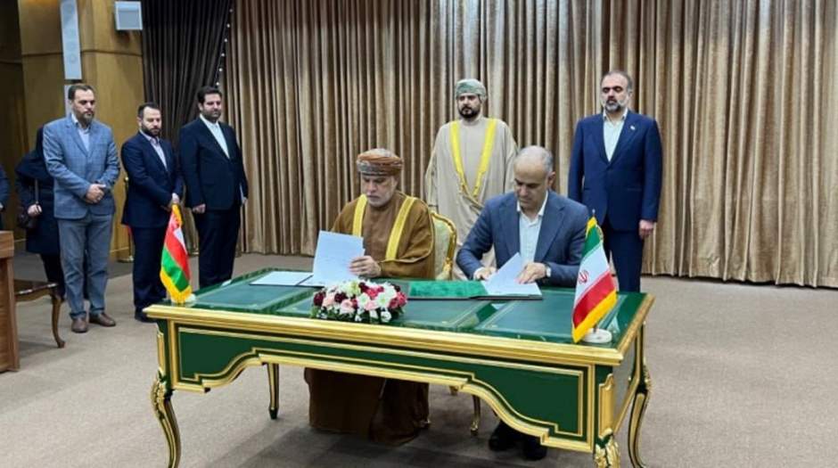 امضا تفاهم نامه صادرات ایران خودرو با کشور عمان