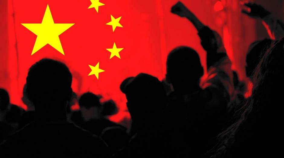 حقایق تاریک جامعه‌ای رو به انحطاط؛ عشق‌بازی راست نو با حزب کمونیست چین