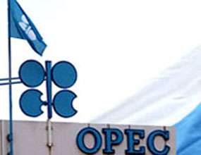 تولید نفت اوپک 400 هزار بشکه در روز کاهش یافت