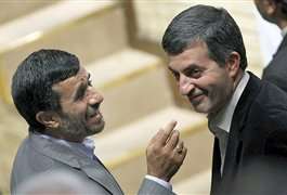 بازی سه ضلعی جریان مشایی - احمدی نژاد
