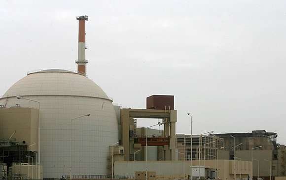 کارگذاری مجدد سوخت هسته‌یی در راکتور بوشهر