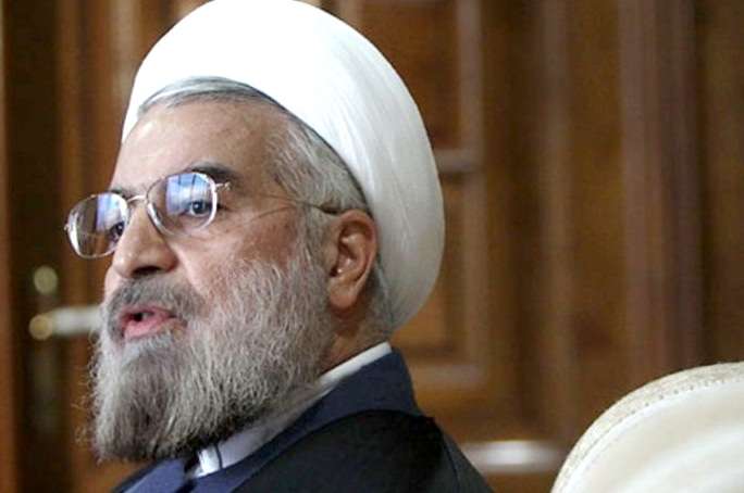 حسن روحانی روز پنجشنبه کاندیداتوری خود را برای انتخابات ریاست جمهوری اعلام کرد