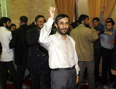 احمدی نژاد و ظهور یک طبقه جدید به نام نوآقـازادگـان