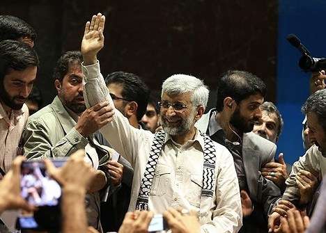 جلیلی شعارهای احمدی نژاد را به شیوه دیگری تکرار می کند