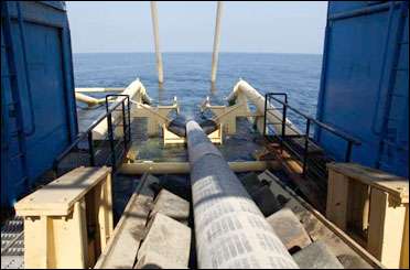 همکاری ایران، عمان و هند برای ساخت خط لوله در زیر دریا