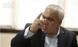 دماغ آشتیانی سوخته است؛به آتش نشانی زنگ بزنید تا خاموشش کند!