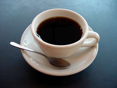 اشتغال و تردد زنان در قهوه خانه‌ها و کافی شاپ ها ممنوع است