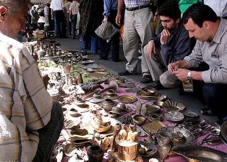 اینجا بساط کردن آزاد است/ یک معامله برد - برد در گوشه ای از تهران