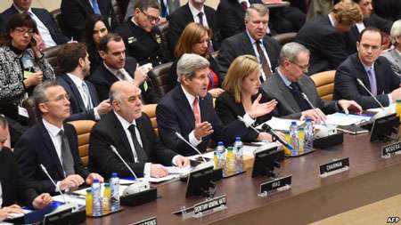 استقبال وزیر خارجه آمریکا از حملات ایران علیه داعش