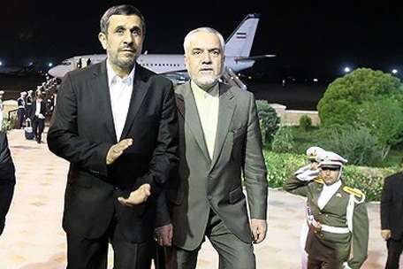 رحیمی به دستور احمدی نژاد و به بهانه کمک به مساجد 5 میلیون تومان به برخی نمایندگان پول داد