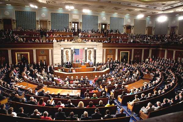 تصویب طرح «بازنگری توافق هسته‌ای ایران» در مجلس نمایندگان آمریکا با 400 رای موافق