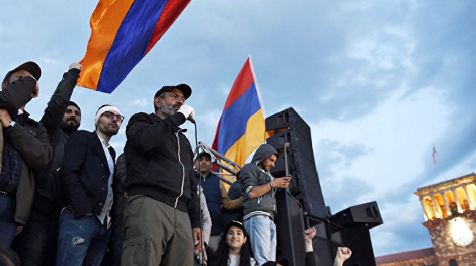 ادامه اعتراض ها در ارمنستان