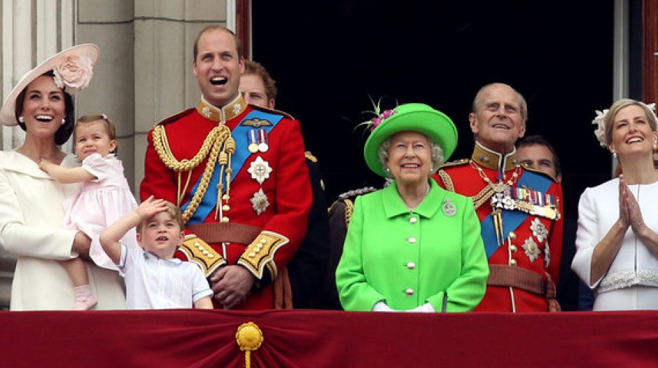 درآمد اعضای خاندان سلطنتی انگلستان