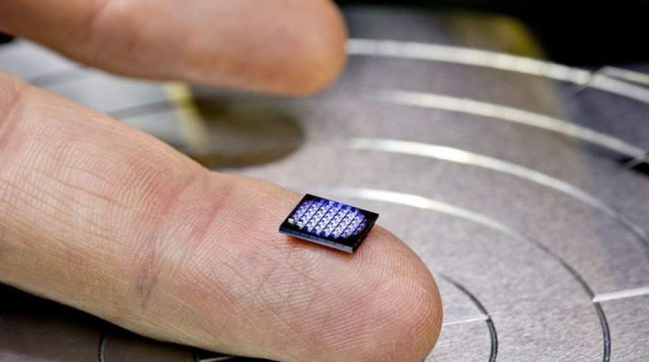 رونمایی از کوچکترین رایانه جهان