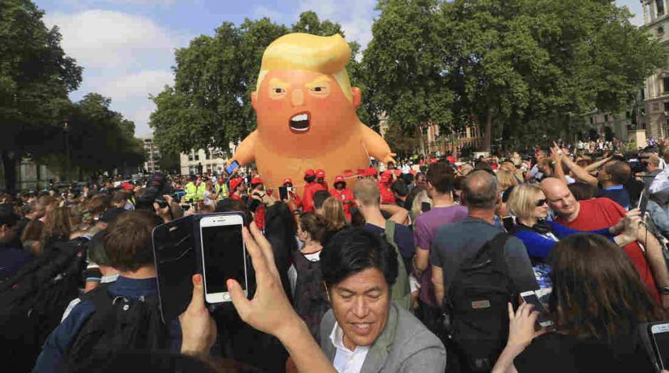 نمایش نفرت از ترامپ در لندن