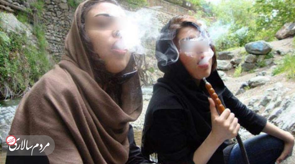قلیان کشیدن جوانان، اندک اندک به بخشی از تفریحات آنان تبدیل شده است.