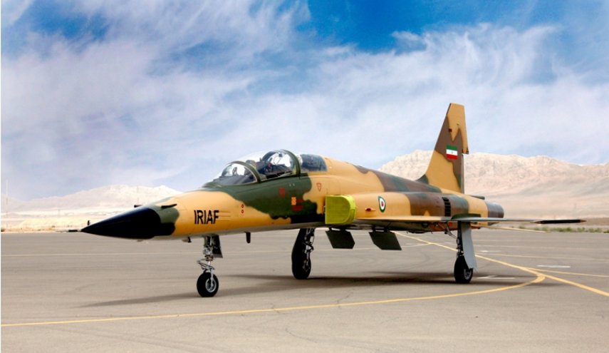 رونمایی از اولین جنگنده ایرانی