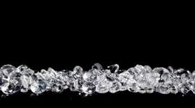 تبدیل کربن به الماس با لیزر