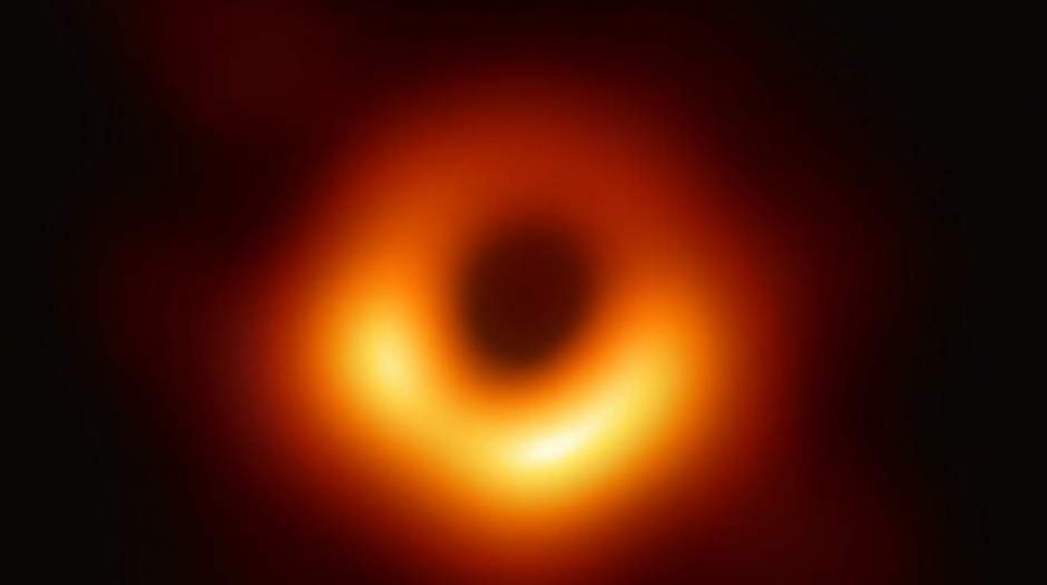 ثبت اولین تصویر از یک سیاه‌چاله فضایی