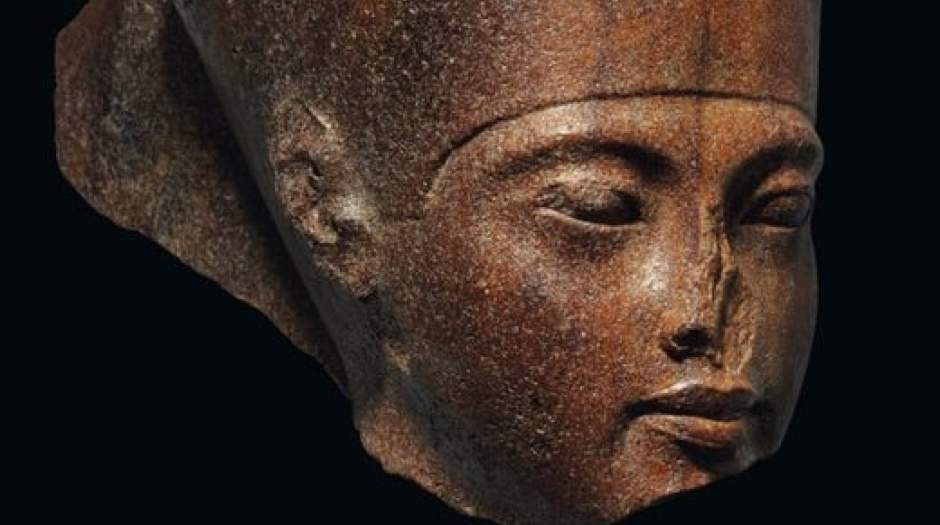 فروش مجسمه جنجالی پادشاه مصر