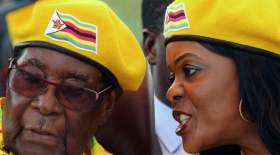 "موگابه" در دوران دیکتاتوری  <img src="/images/picture_icon.gif" width="16" height="13" border="0" align="top">