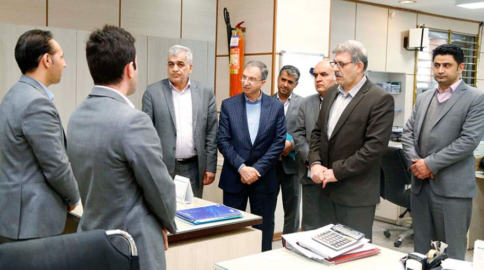 مشتری مداری مزیت رقابتی بانک دی