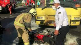 تصادف هولناک اتوبوس با‌ موتور در بزرگراه آزادگان