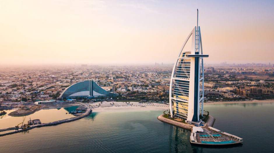 دبی گردشگران خارجی را می پذیرد