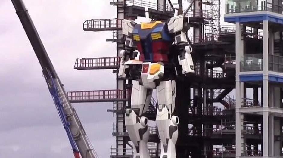 ربات ۱۸ متری ژاپنی‌ها راه رفت!