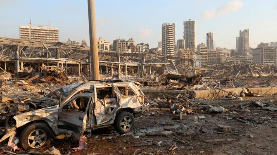 ۳۰۰ هزار نفر در بیروت بی خانمان شدند