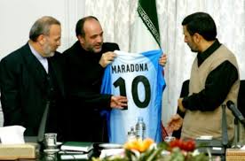 احمدی نژاد: مارادونا به من علاقه داشت  <img src="/images/video_icon.gif" width="16" height="13" border="0" align="top">