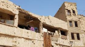 ساختمانی در خرمشهر، سی سال پس از پایان جنگ هشت ساله