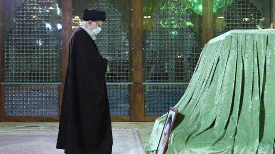 حضور رهبری در مرقد امام خمینی