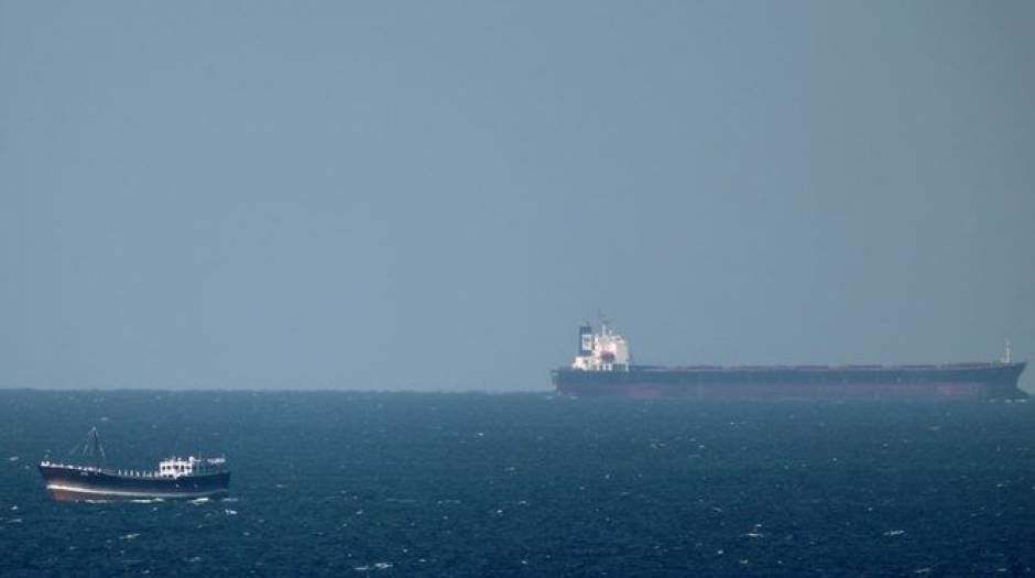انفجار در کشتی انگلیسی در دریای عمان