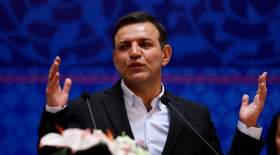 فدراسیون ما غیرسیاسی خواهد بود
