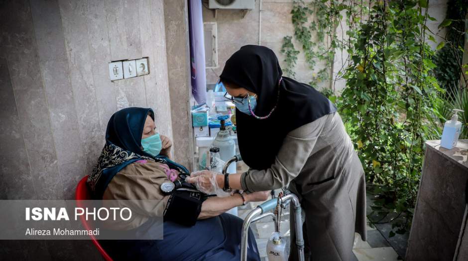 انجام واکسیناسیون کرونا برای سالمندان خوزستان