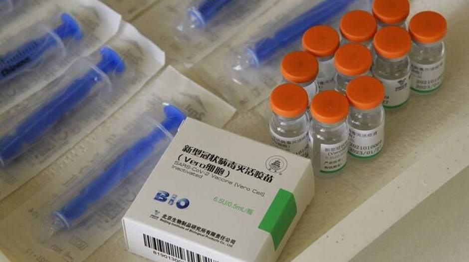 ورود ۴۰۰ هزار دُز واکسن سینوفارم به کشور