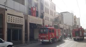 آتش‌سوزی در مجتمع تجاری کادوس آبادان