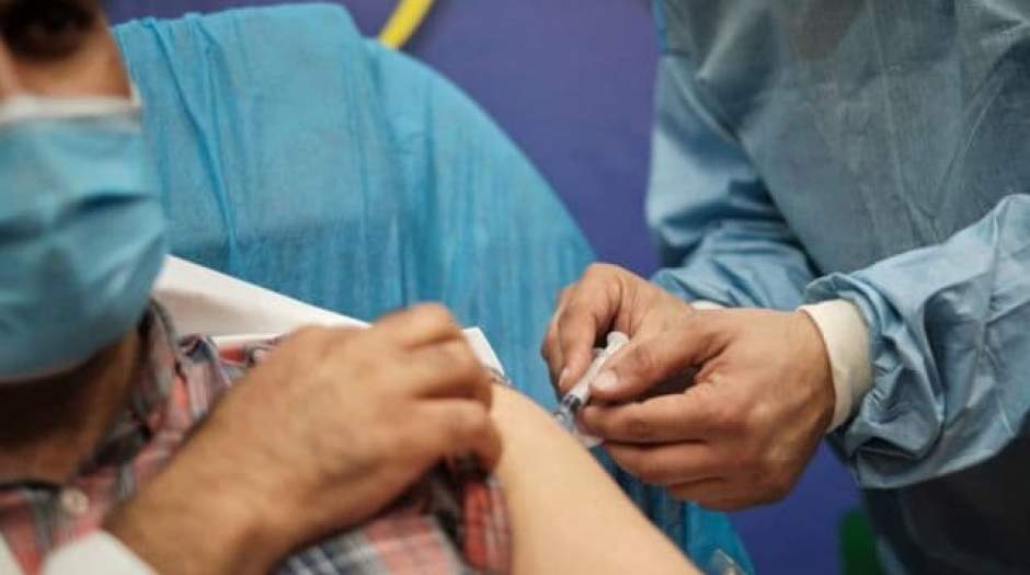واکسیناسیون ۷۰ درصد جمعیت کشور تا پاییز