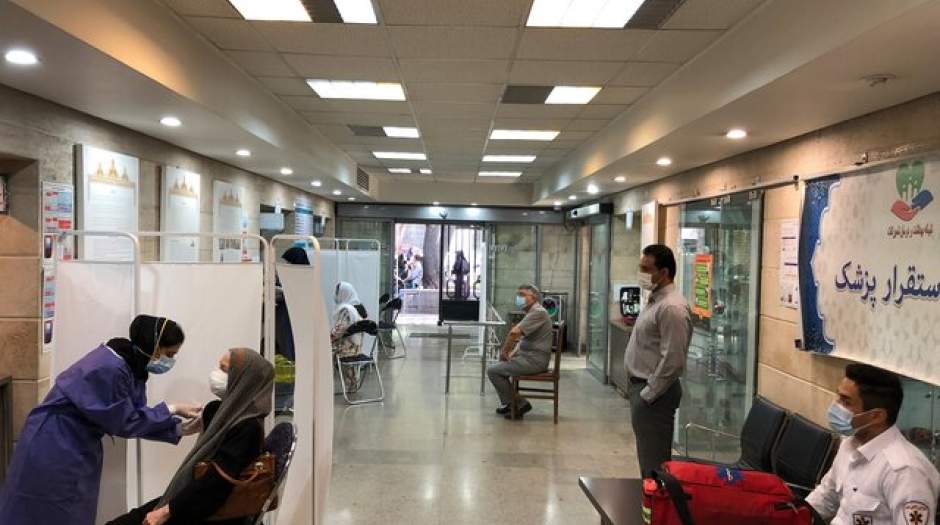 تزریق واکسن در مجموعه تاریخی نیاوران