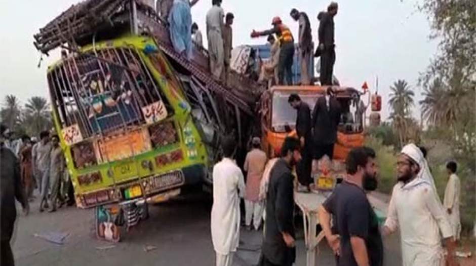 ۲۷ کشته در سانحه رانندگی در پاکستان