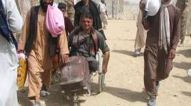 فرار و آوارگی مردم بی دفاع افغانستان  <img src="/images/picture_icon.gif" width="16" height="13" border="0" align="top">