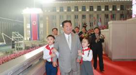 رهبر کره شمالی با ظاهر جدید حاضر شد